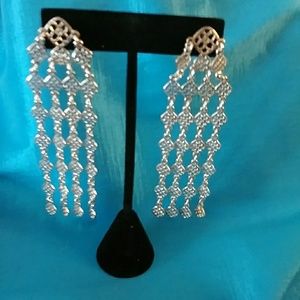 Stella and Dot Devon